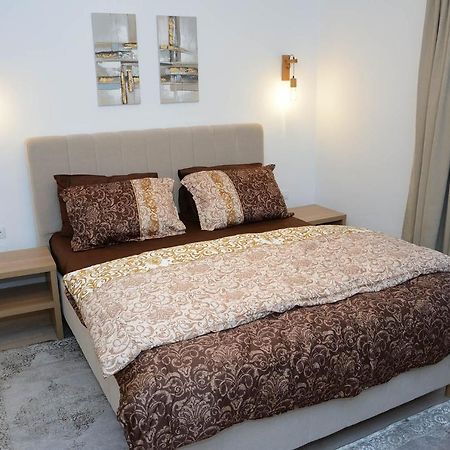 Vila Aras Simeria 외부 사진