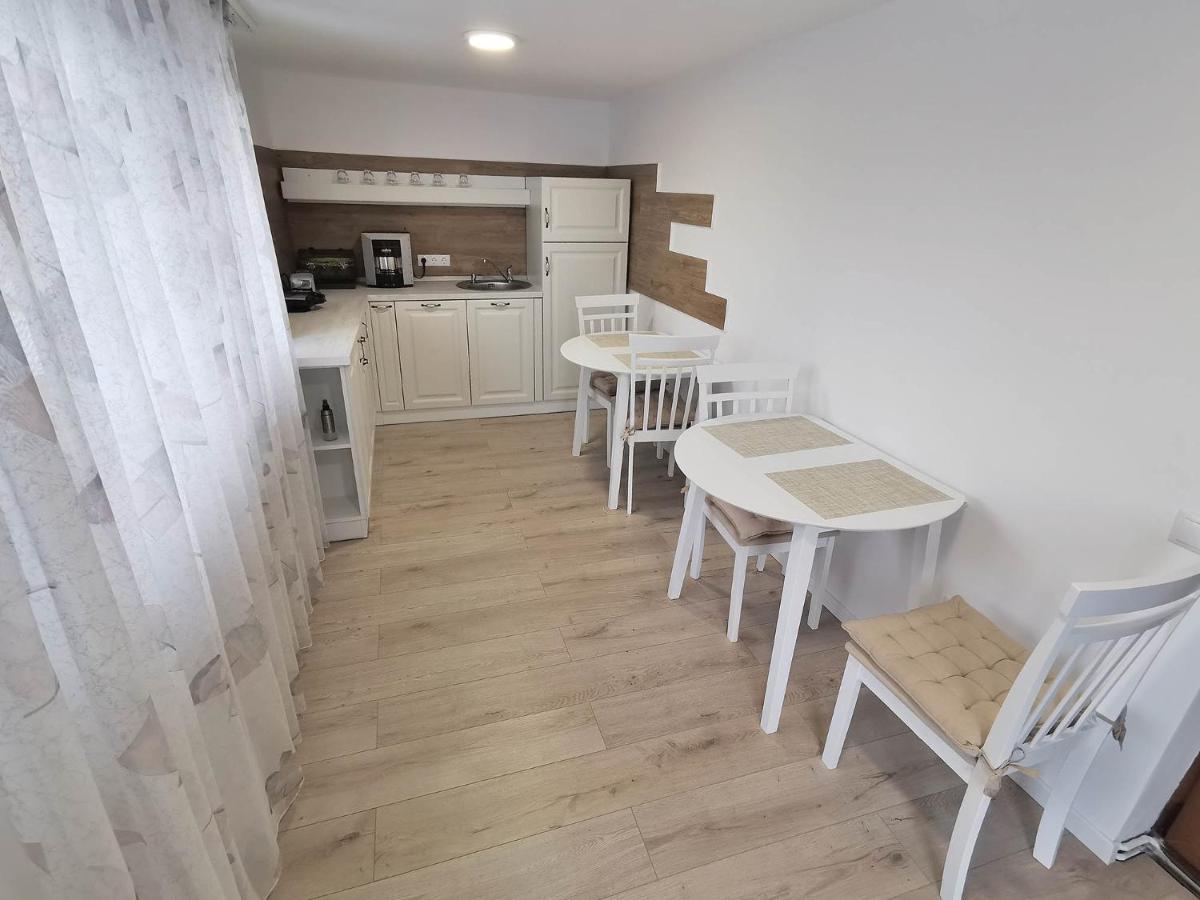 Vila Aras Simeria 외부 사진