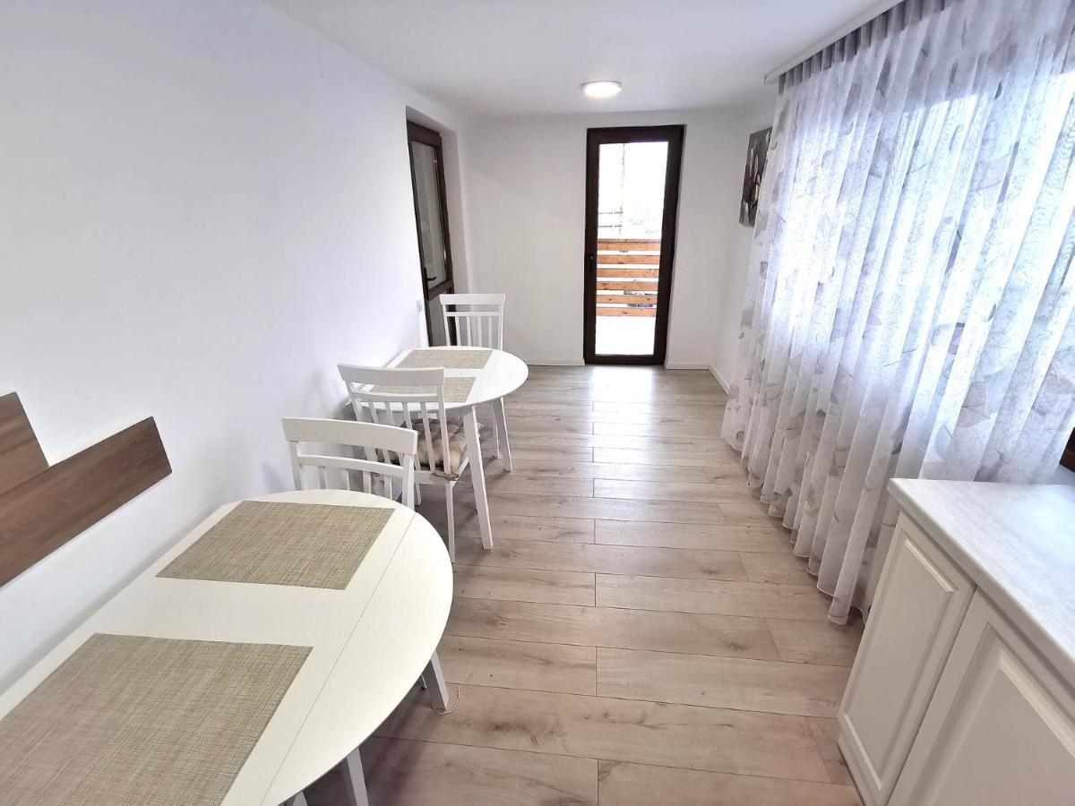 Vila Aras Simeria 외부 사진